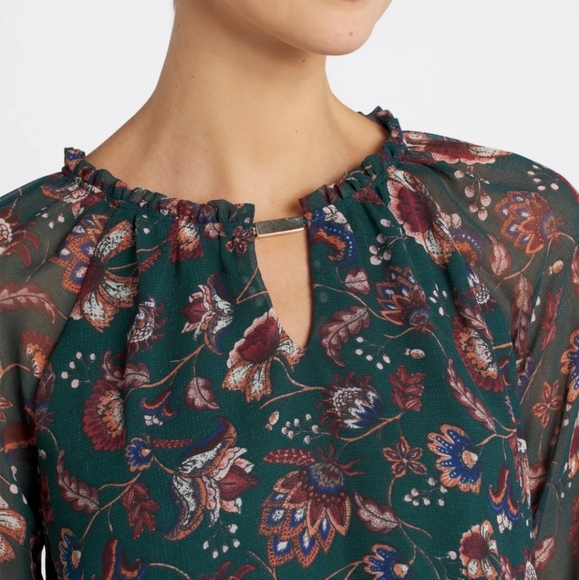 Kayleigh Brynlee Hardware Blouse NWT - Picture 2 of 14